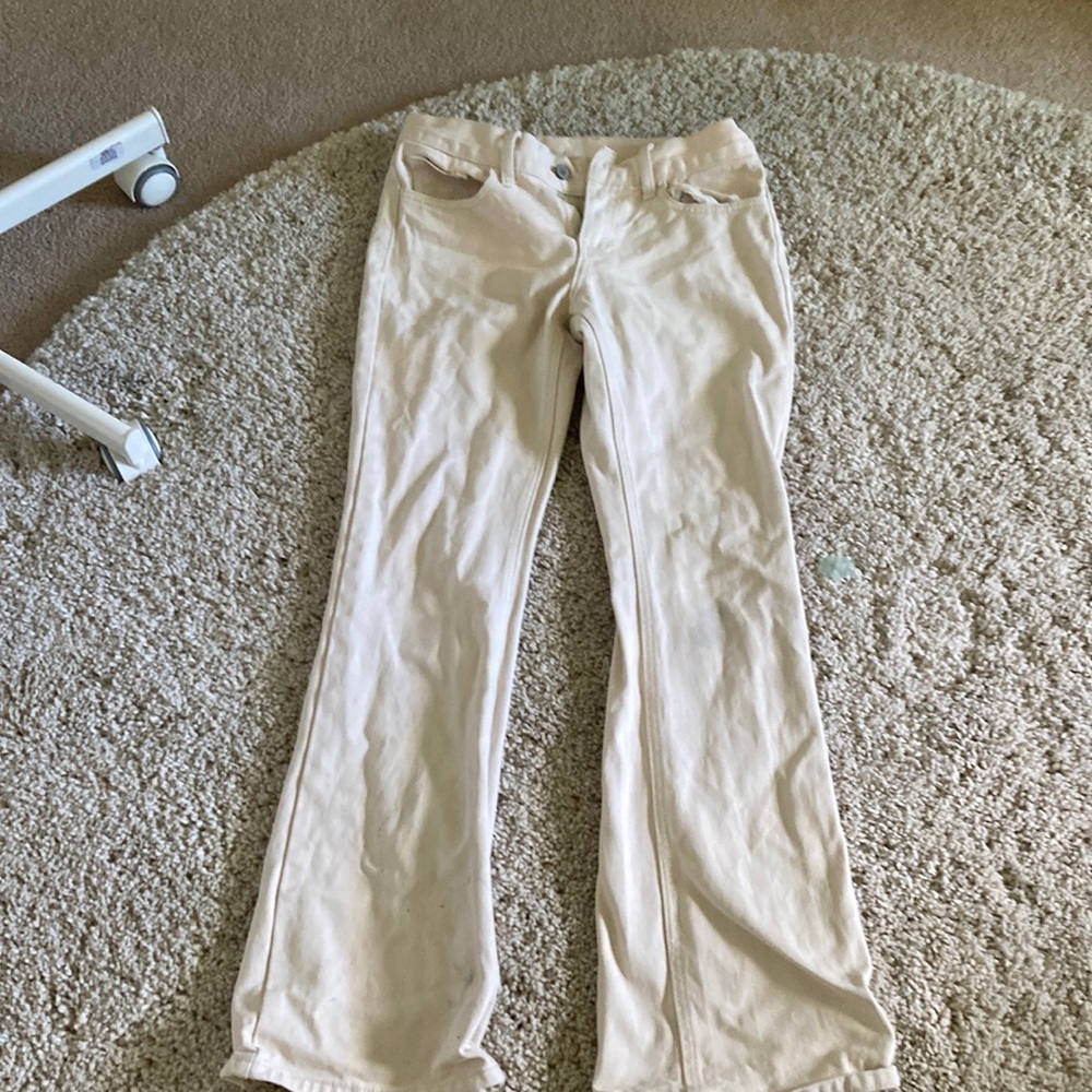 Brandy Melville cream flair low waited jeans